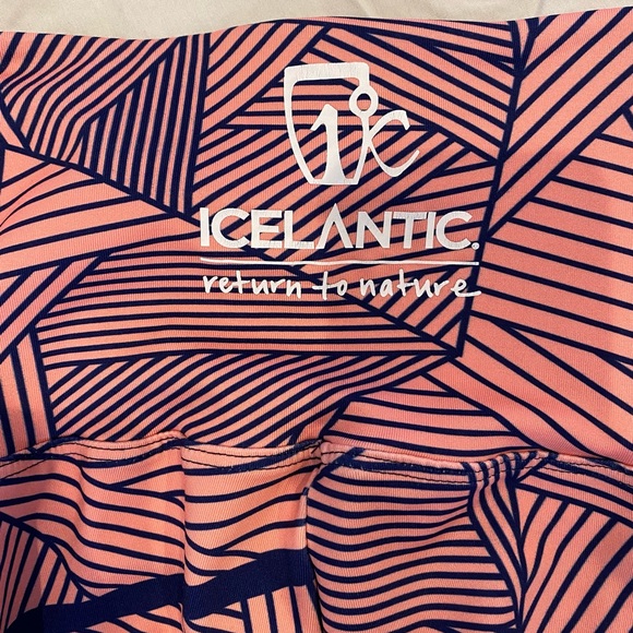 EUC Icelantic Graphic Print Legging Size M - Picture 2 of 4